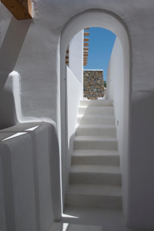 Diles Villas & Suites Mykonos Tourlos Exterior foto