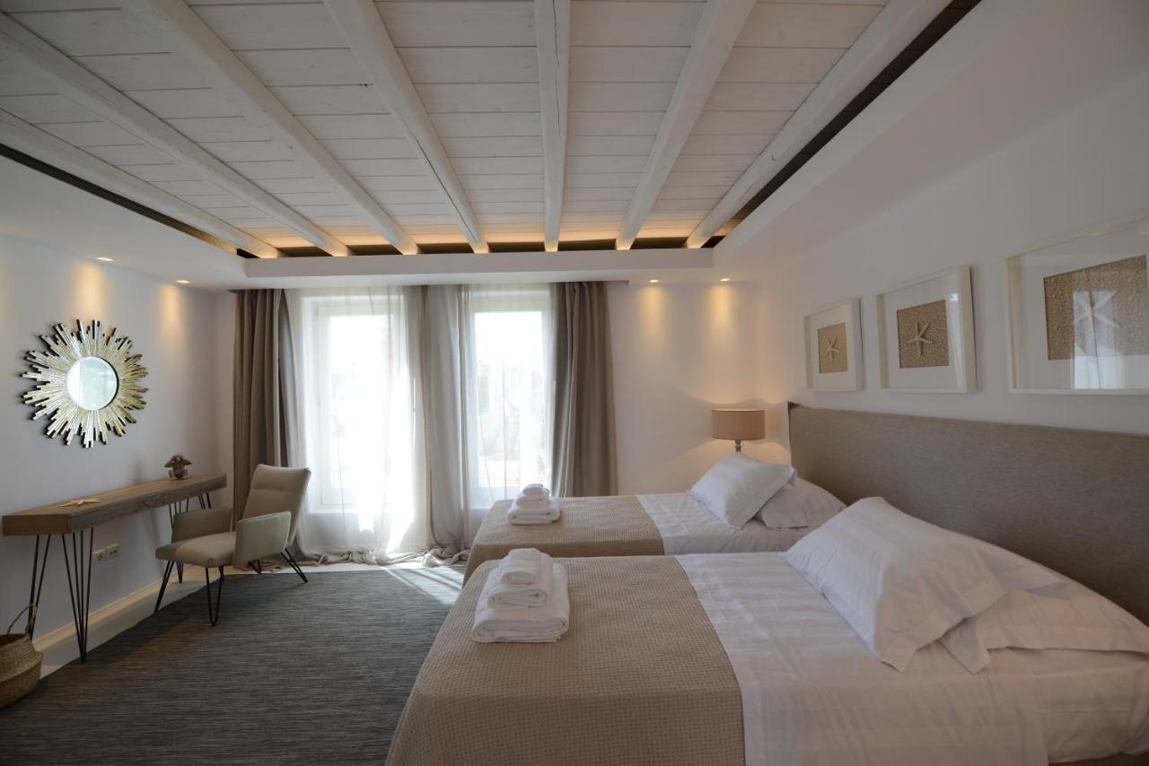 Diles Villas & Suites Mykonos Tourlos Exterior foto